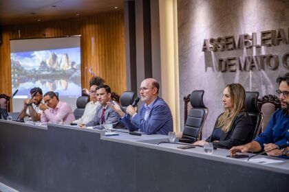 ALMT capacita assessores para inclusão de emendas ao PLOA 2026