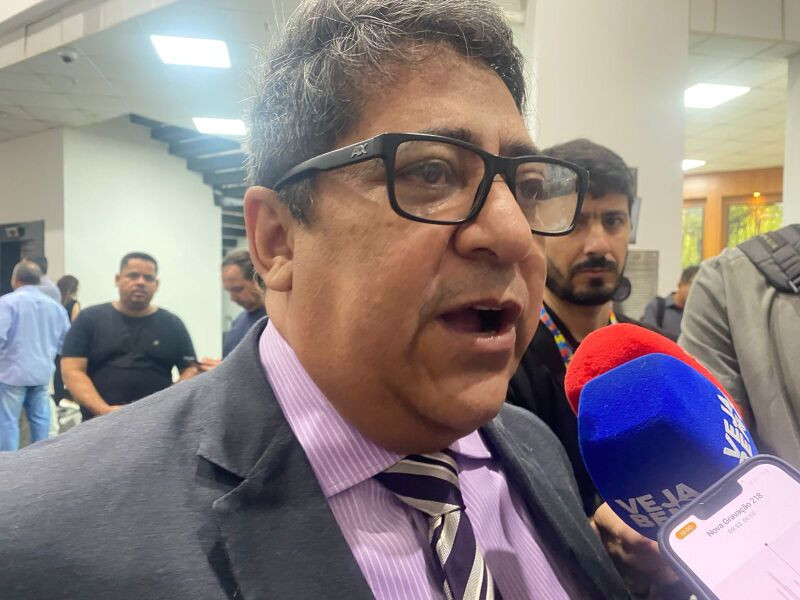 Ananias garante: não sai do PL, mesmo que Bolsonaro chame para sair