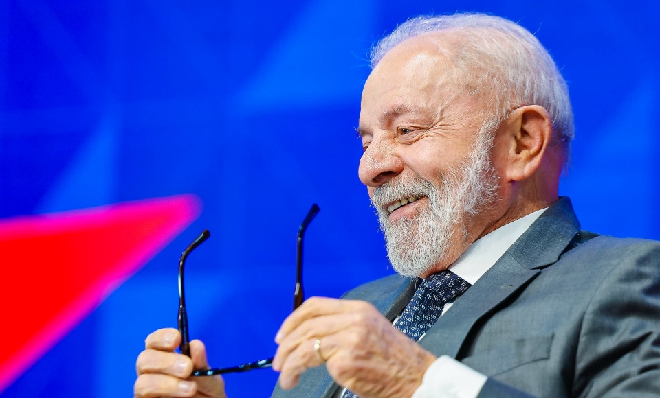 AtlasIntel/Bloomberg: Lula lidera contra nomes da direita e venceria a eleição no 1º turno