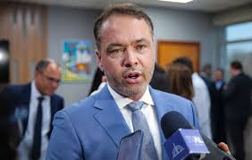 O silêncio ensurdecedor das mulheres do MP