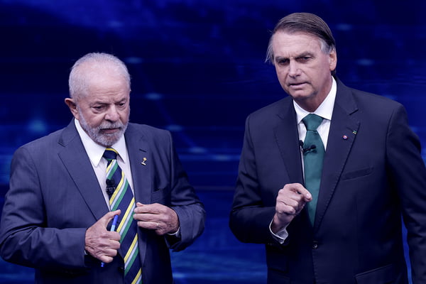 Bolsonaro venceria Lula no 2º turno, aponta Paraná Pesquisas