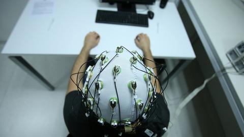 'Direito à privacidade no cérebro': o que são neurodireitos e o que tem sido proposto no Congresso