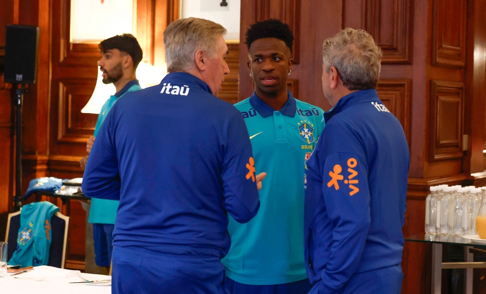 “Estamos evoluindo com o Mister”, diz Vini Jr.