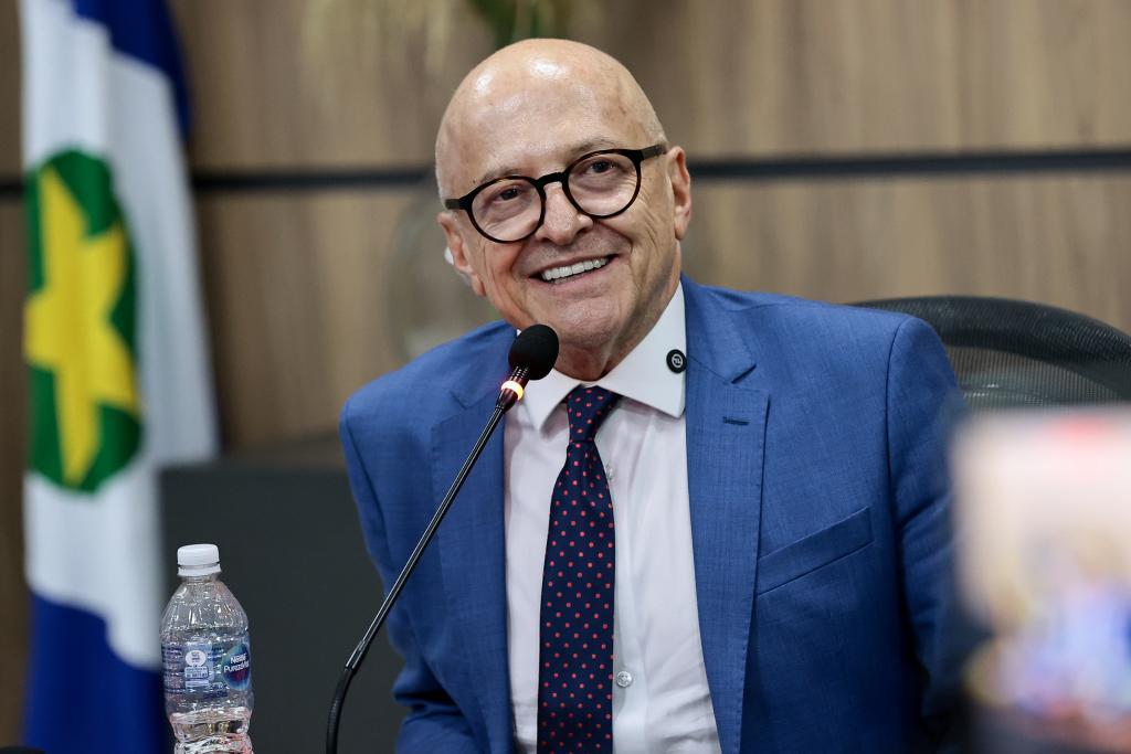 Governador Otaviano Pivetta anuncia Flávia Emanuelle como nova secretária de Educação