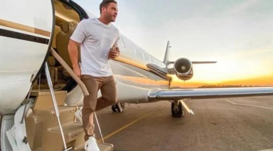 Justiça apreende jatinho de R$ 37 milhões de Wesley Safadão