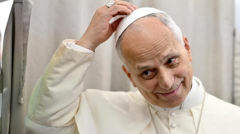 Papa assina nova orientação sobre sexo no casamento