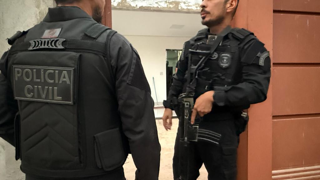 Polícia Civil cumpre 20 mandados contra membros de facção criminosa em Tangará da Serra