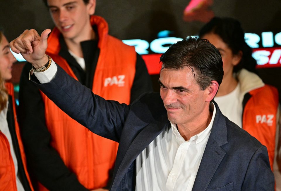 Rodrigo Paz é eleito presidente da Bolívia