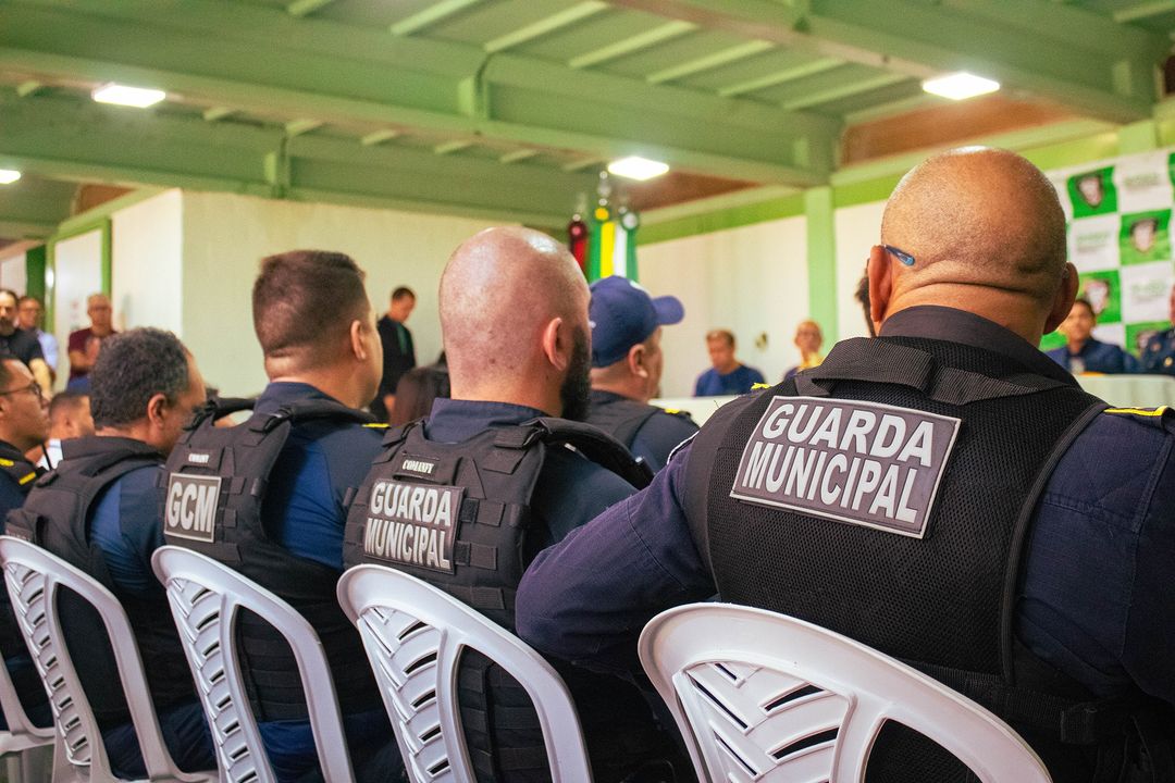 STF decide que guardas municipais podem fazer policiamento urbano