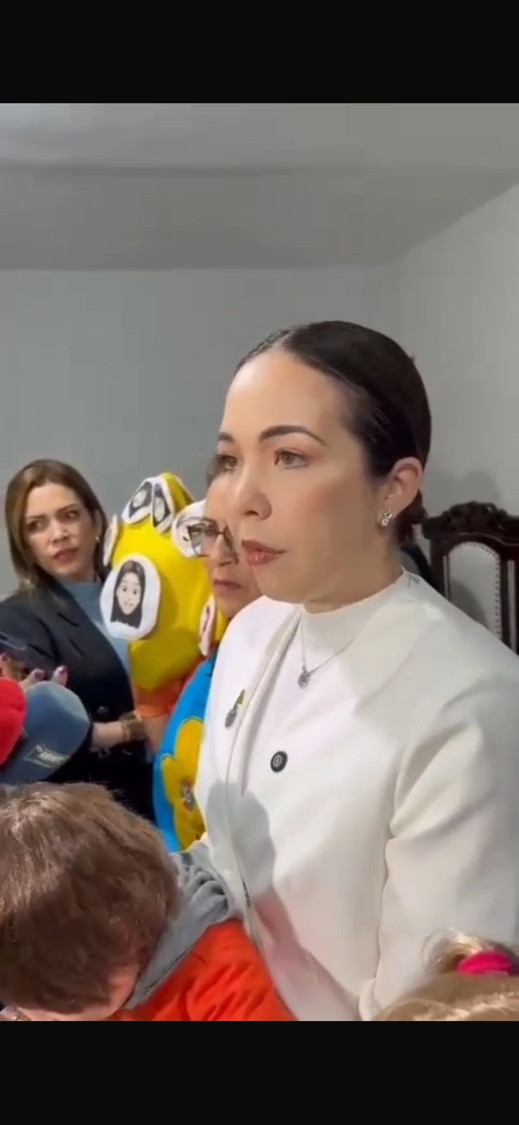"Vereadora Maysa: 'Precisamos Parar com Essa Discussão idiota de Direita e Esquerda' e Pede a Neri Gueller que Não Envergonhe o Partido"(video)